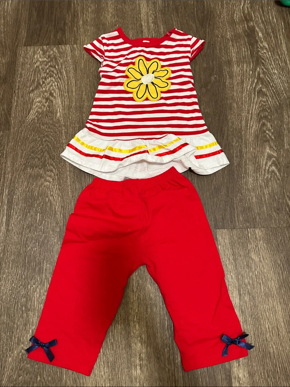 Source Unknown Red & White Striped Top with Red Capri Pants